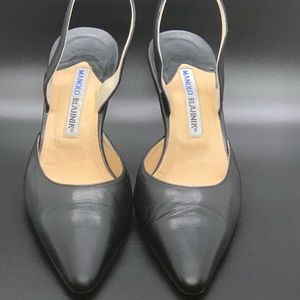 MANOLO BLAHNIK  Black Slingbacks